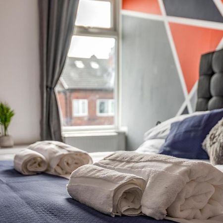 Hopetown Apartment-Modern 2 Bed With Free Parking Normanton  Zewnętrze zdjęcie